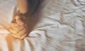 Sùi mào gà có tái phát khi kiêng quan hệ?
