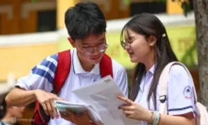 Gợi ý đáp án môn Văn thi vào lớp 10 của TP HCM Gợi ý đáp án môn Văn thi vào lớp 10 của TP HCM